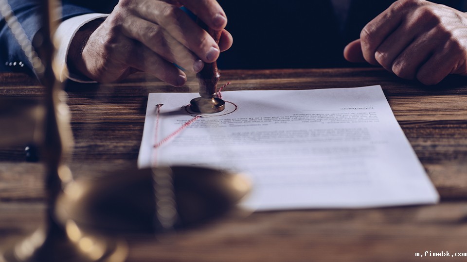 男方说没钱，就能不给抚养费吗？