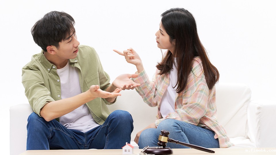 离婚中一方出轨需要什么证据