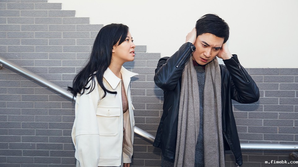 离婚被告不去怎么办理